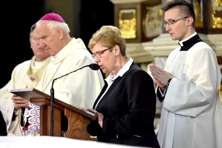 Uroczystości 15-lecia diecezji świdnickiej z udziałem abp. Salvatore Pennacchio