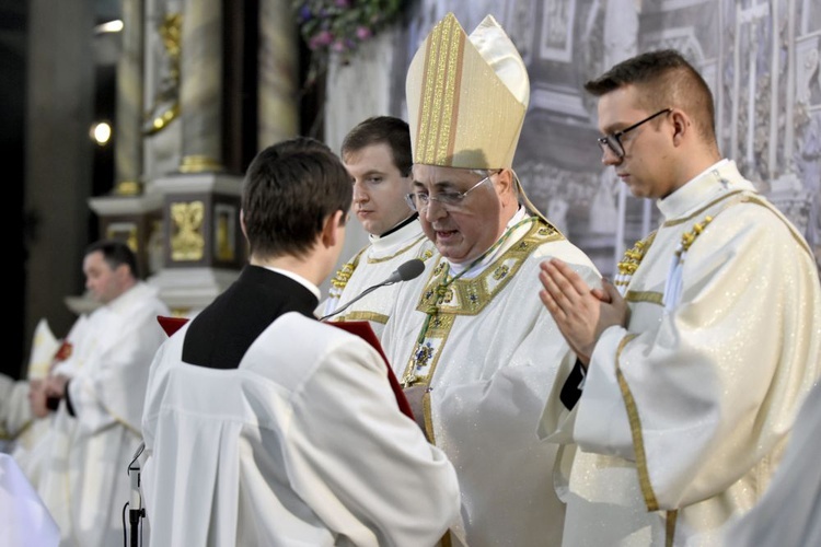 Uroczystości 15-lecia diecezji świdnickiej z udziałem abp. Salvatore Pennacchio