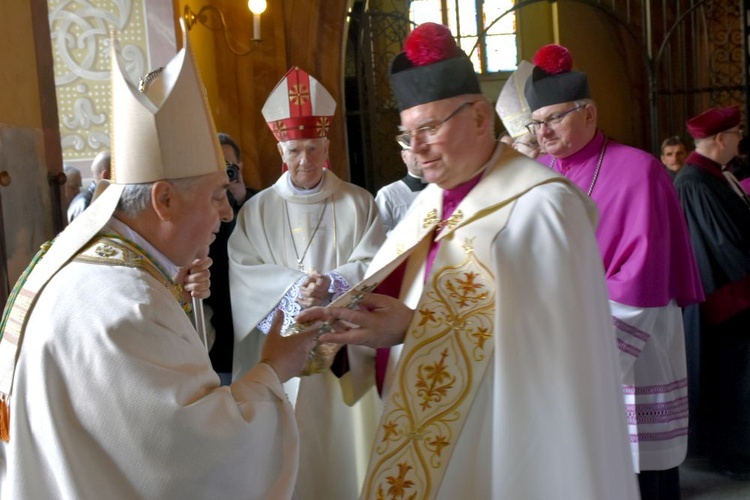 Uroczystości 15-lecia diecezji świdnickiej z udziałem abp. Salvatore Pennacchio