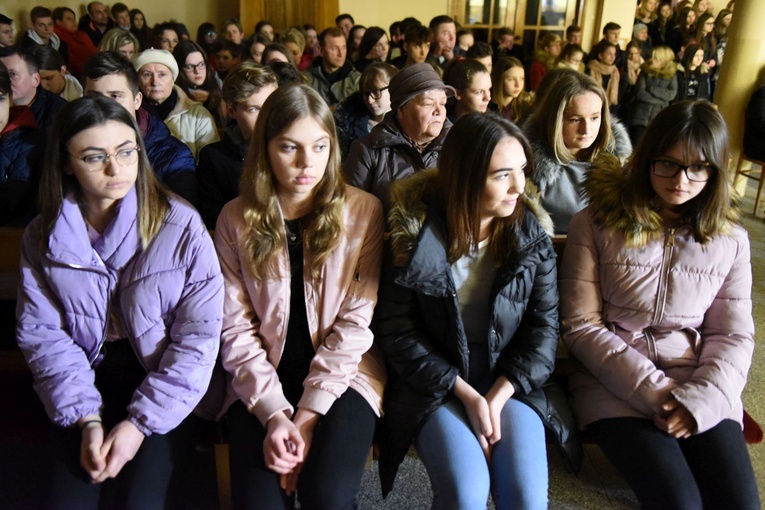 Z Żarówki do Zdziarca