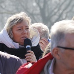 Droga Krzyżowa w intencji trzeźwości w KL Birkenau - 2019