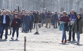 Droga Krzyżowa w intencji trzeźwości w KL Birkenau - 2019