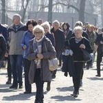 Droga Krzyżowa w intencji trzeźwości w KL Birkenau - 2019