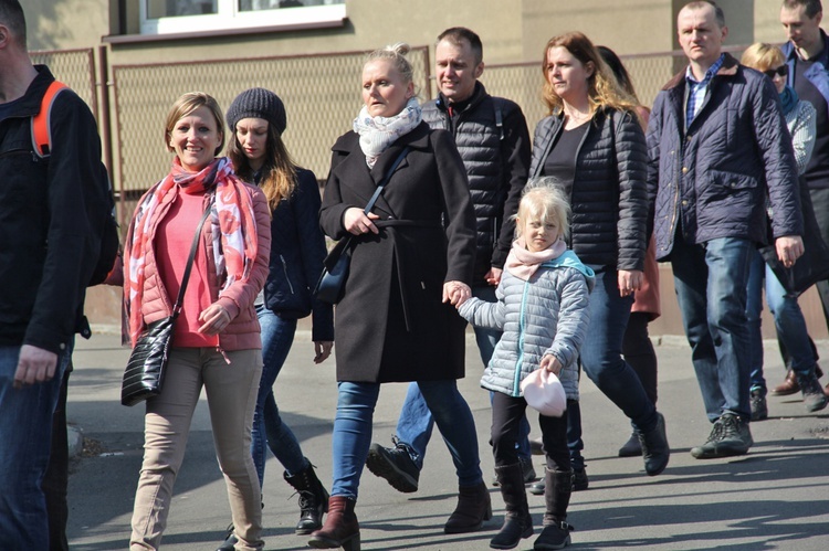 Skauci Europy w Piekarach Śl. - od kopca do bazyliki