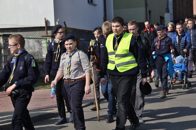 Skauci Europy w Piekarach Śl. - od kopca do bazyliki