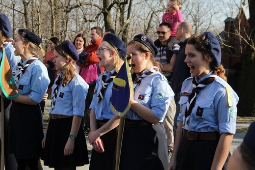 Skauci Europy w Piekarach Śl. - od bazyliki na kalwarię