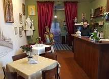 Kawiarenka w klasztorze franciszkanów w Koszalinie