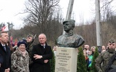 Odsłonięcie popiersia mjr. Zygmunta Szendzielarza "Łupaszki"