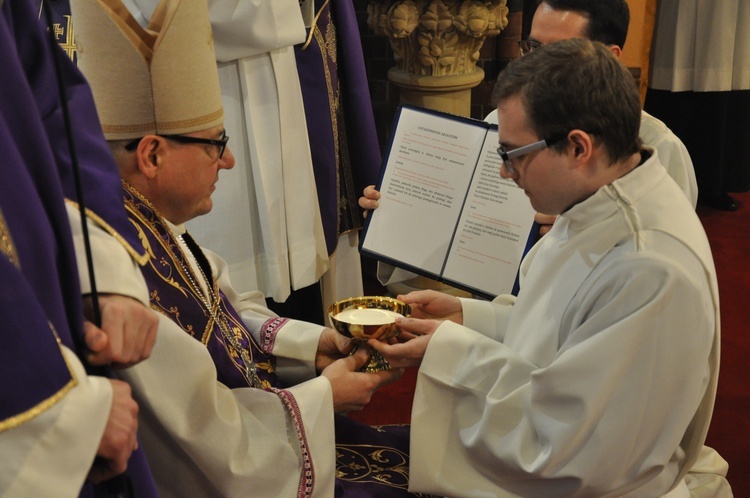 Przyjęcie posługi lektoratu, akolitatu i obłóczyny w seminarium