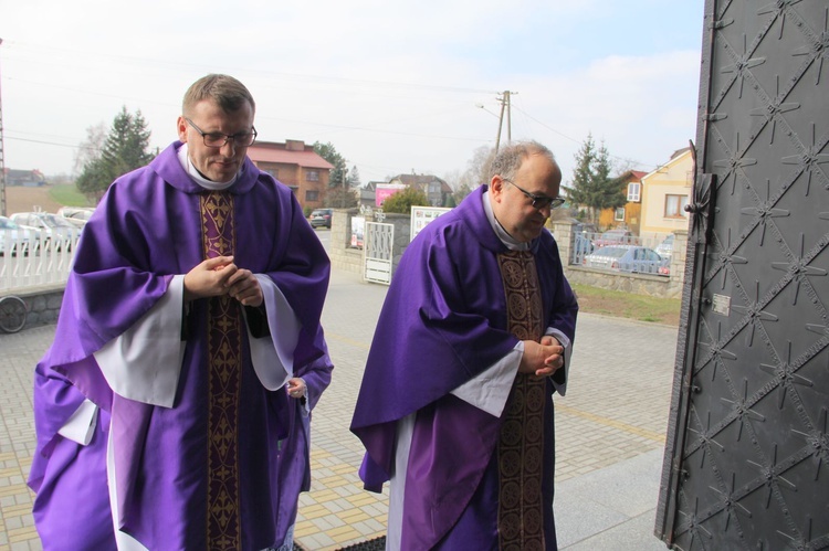 Bracia Obłąkowie w Borzęcinie Dolnym