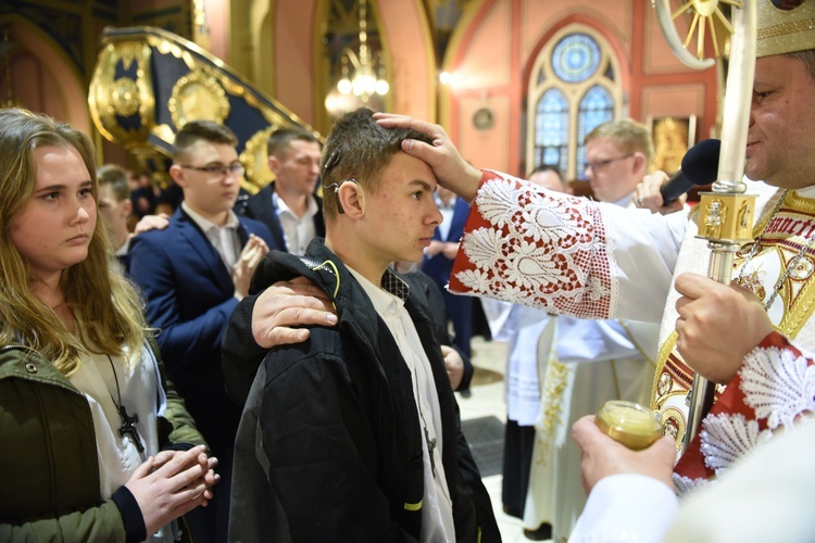 Bierzmowanie u św. Kazimierza w Nowym Sączu