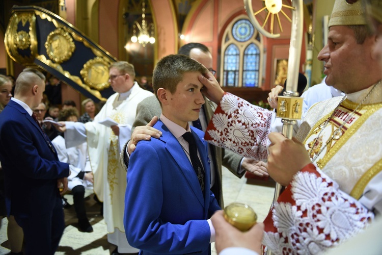 Bierzmowanie u św. Kazimierza w Nowym Sączu