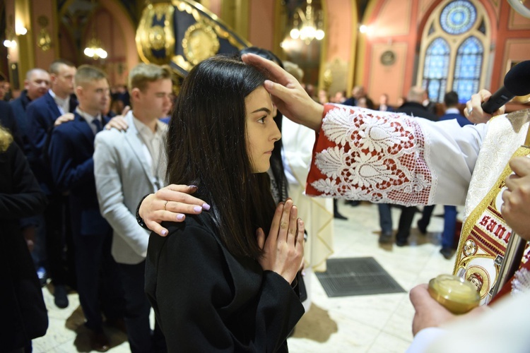 Bierzmowanie u św. Kazimierza w Nowym Sączu