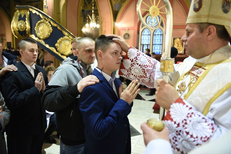 Bierzmowanie u św. Kazimierza w Nowym Sączu