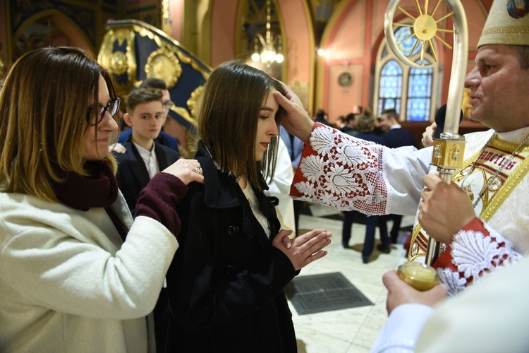 Bierzmowanie u św. Kazimierza w Nowym Sączu