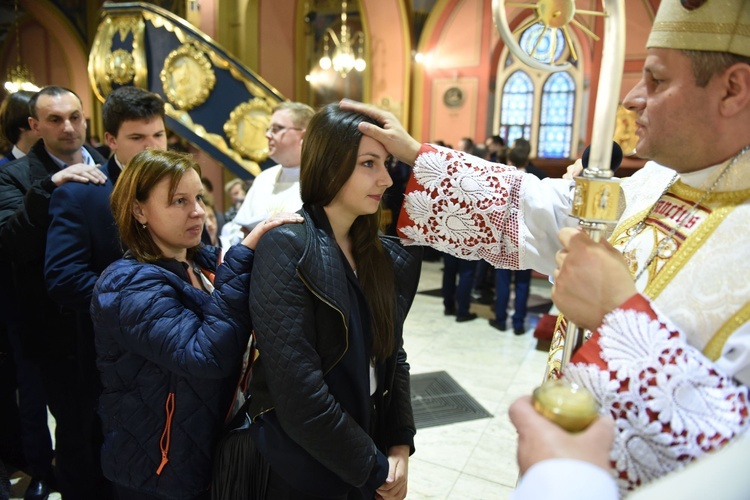 Bierzmowanie u św. Kazimierza w Nowym Sączu