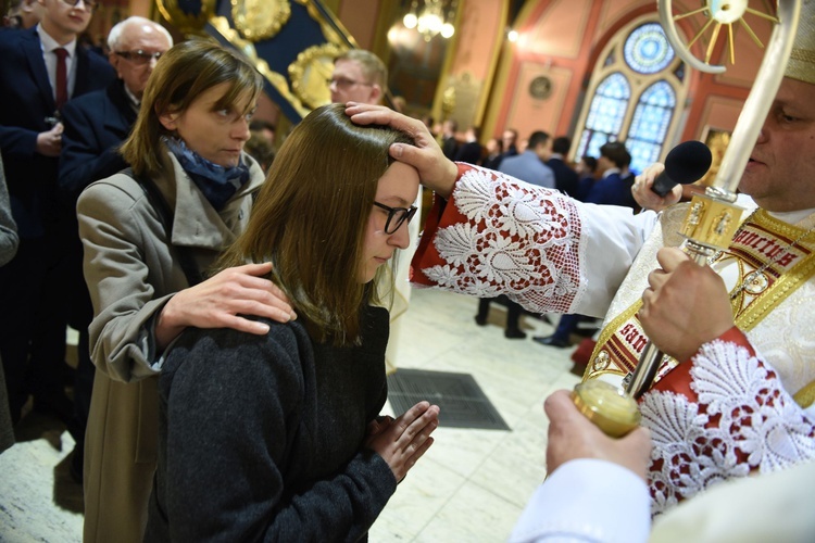 Bierzmowanie u św. Kazimierza w Nowym Sączu