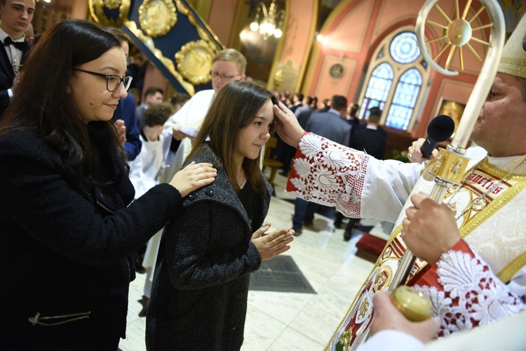 Bierzmowanie u św. Kazimierza w Nowym Sączu