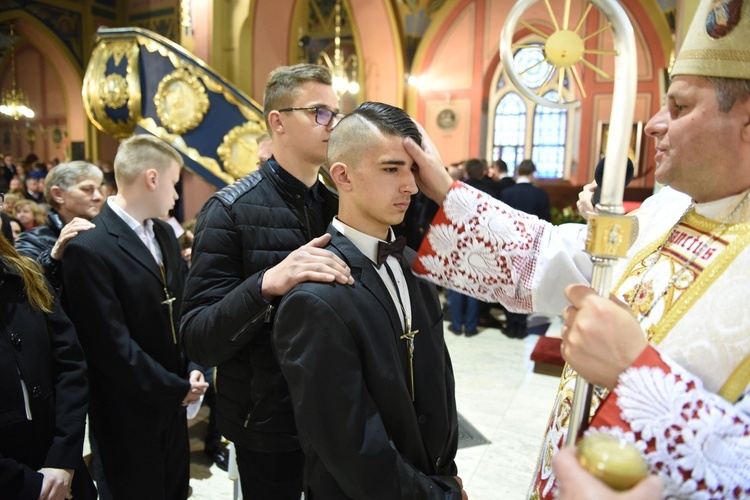 Bierzmowanie u św. Kazimierza w Nowym Sączu