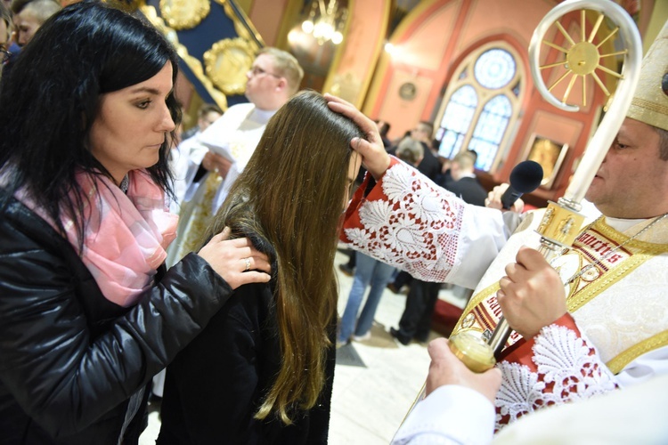 Bierzmowanie u św. Kazimierza w Nowym Sączu