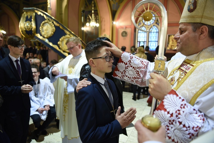 Bierzmowanie u św. Kazimierza w Nowym Sączu