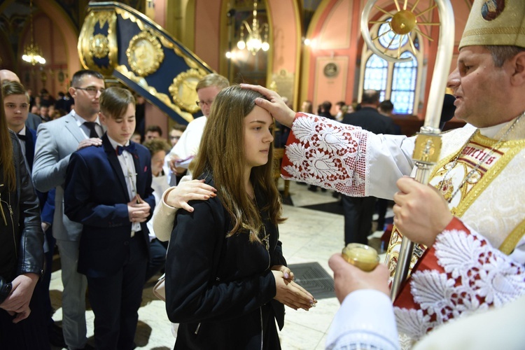 Bierzmowanie u św. Kazimierza w Nowym Sączu