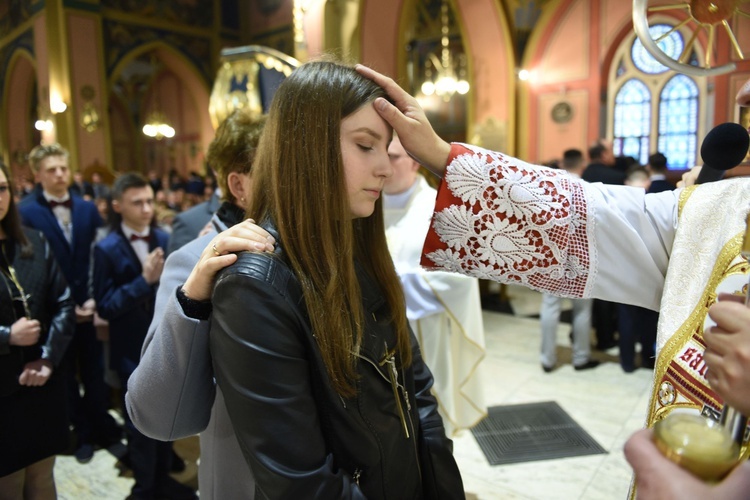 Bierzmowanie u św. Kazimierza w Nowym Sączu