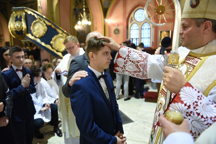 Bierzmowanie u św. Kazimierza w Nowym Sączu