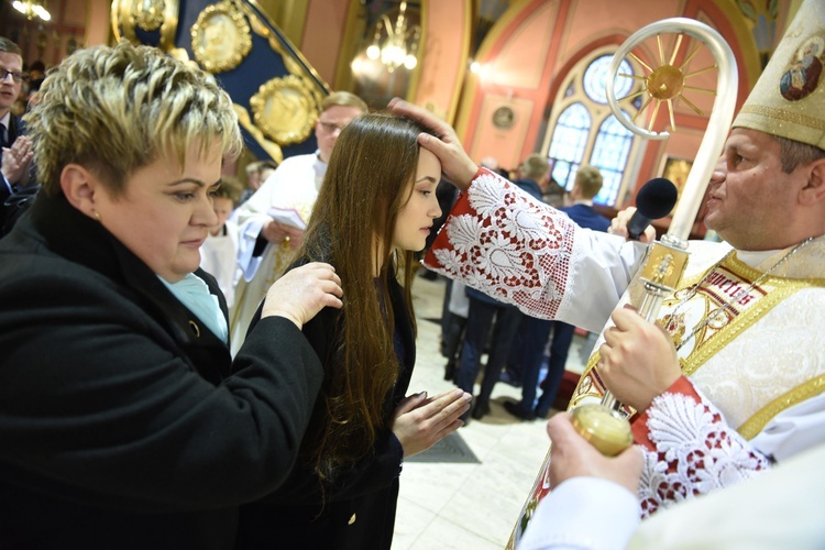 Bierzmowanie u św. Kazimierza w Nowym Sączu