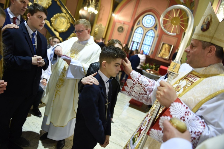 Bierzmowanie u św. Kazimierza w Nowym Sączu