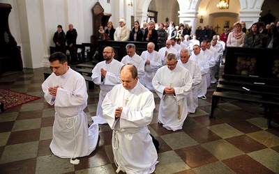 Będą posługiwali chorym i samotnym. 