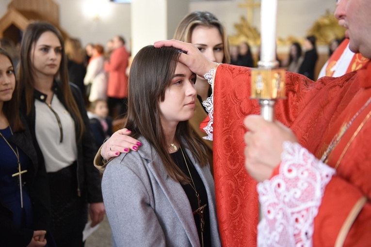 Bierzmowanie w Wielogłowach