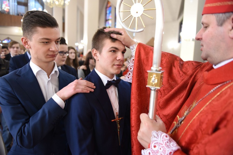 Bierzmowanie w Wielogłowach