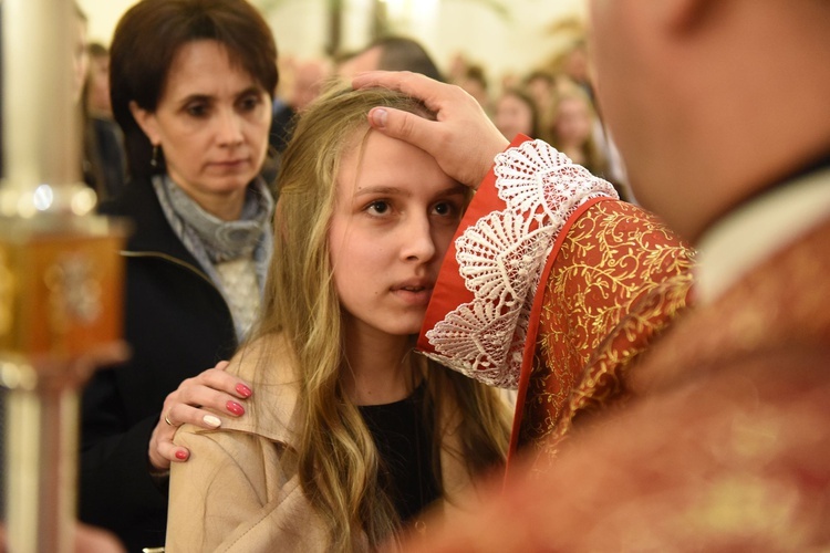 Bierzmowanie w Łososinie Dolnej