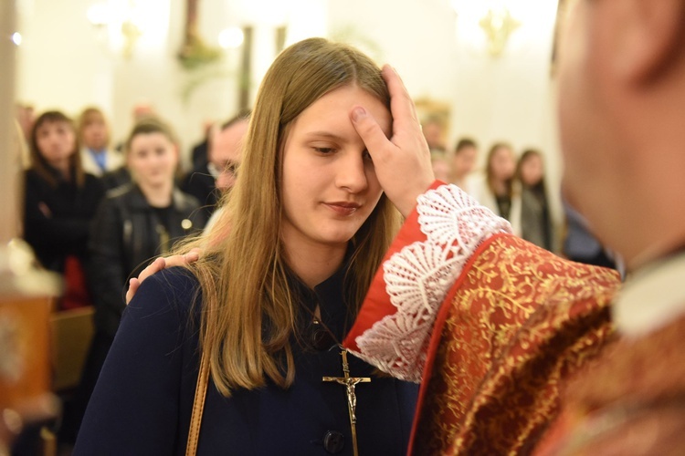 Bierzmowanie w Łososinie Dolnej