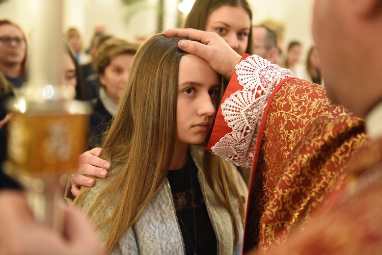 Bierzmowanie w Łososinie Dolnej