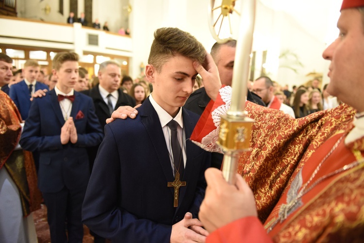 Bierzmowanie w Łososinie Dolnej