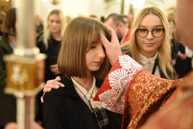 Bierzmowanie w Łososinie Dolnej