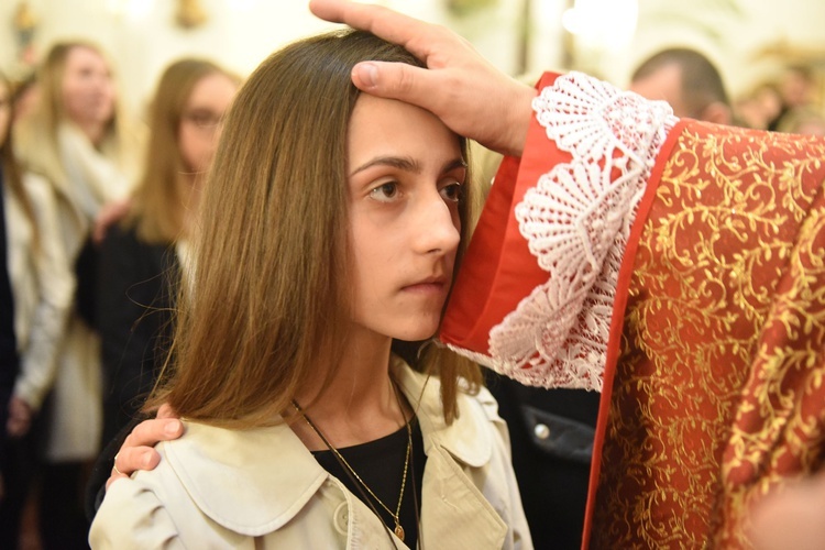 Bierzmowanie w Łososinie Dolnej