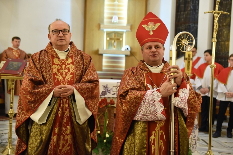 Bierzmowanie w Łososinie Dolnej