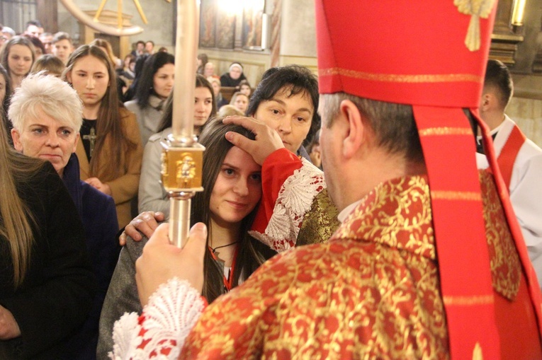 Bierzmowanie w Ujanowicach