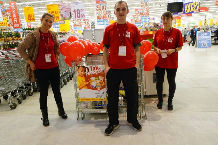 Dziś i jutro w sklepach odbywa się świąteczna zbiórka żywności Caritas