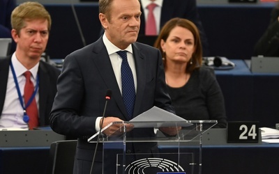 Tusk zwołuje nadzwyczajny szczyt w związku z brexitem