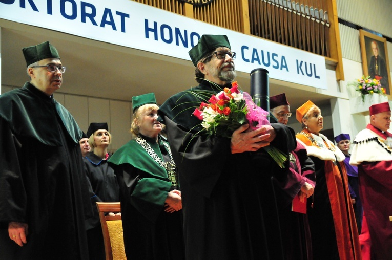 Uroczystość nadania tytułu doktora honoris causa KUL prof. A. Jamesowi McAdamsowi