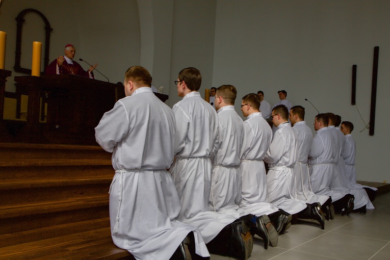 Posługa lektoratu w śląskim seminarium