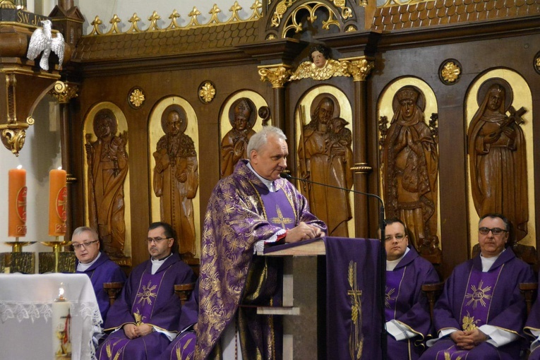 Błogosławieństwo lektorów w Żegocinie.