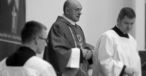 Ks. Kazimierz Pietkun odszedł do Pana