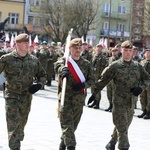 Przysięga terytorialsów na ostrowieckim Rynku