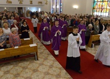 Mszy św. w seminaryjnej kaplicy, w której uczestniczyło około 200 pedagogów, przewodniczył bp Piotr Turzyński.