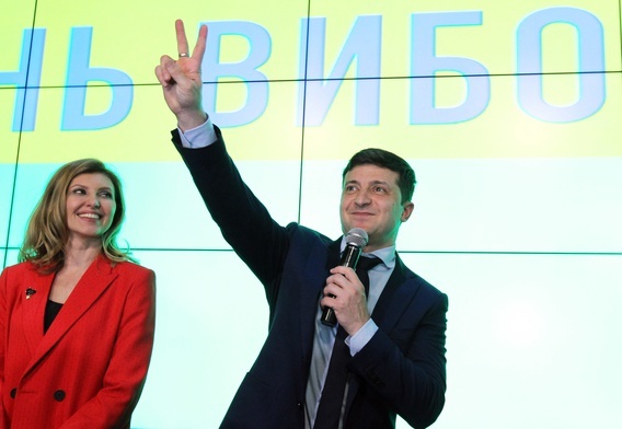 Ukraina: Zełenski wygrywa I turę wyborów prezydenckich